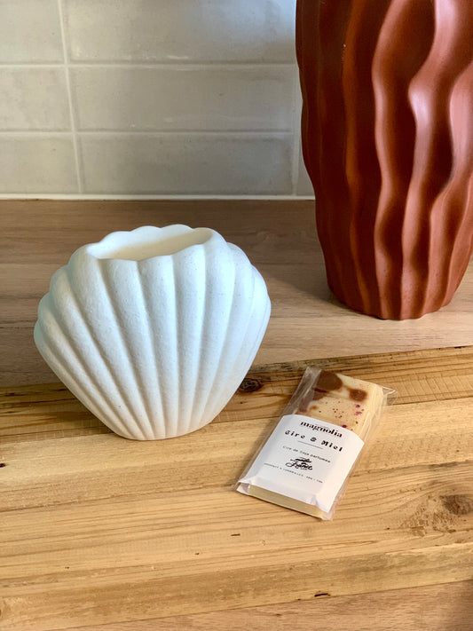 Fondant Parfumé Cire & Miel – Une Douceur Enveloppante et Authentique