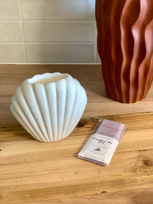 Fondant Parfumé Poudre de Riz – Un Nuage de Douceur et d’Élégance