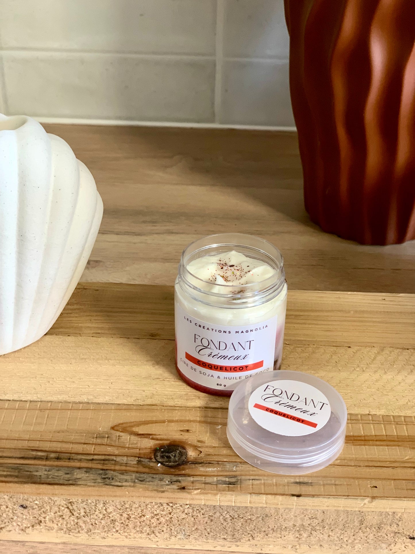 Fondant Crémeux Parfumé Coquelicot – Une Douceur Florale en Un Geste