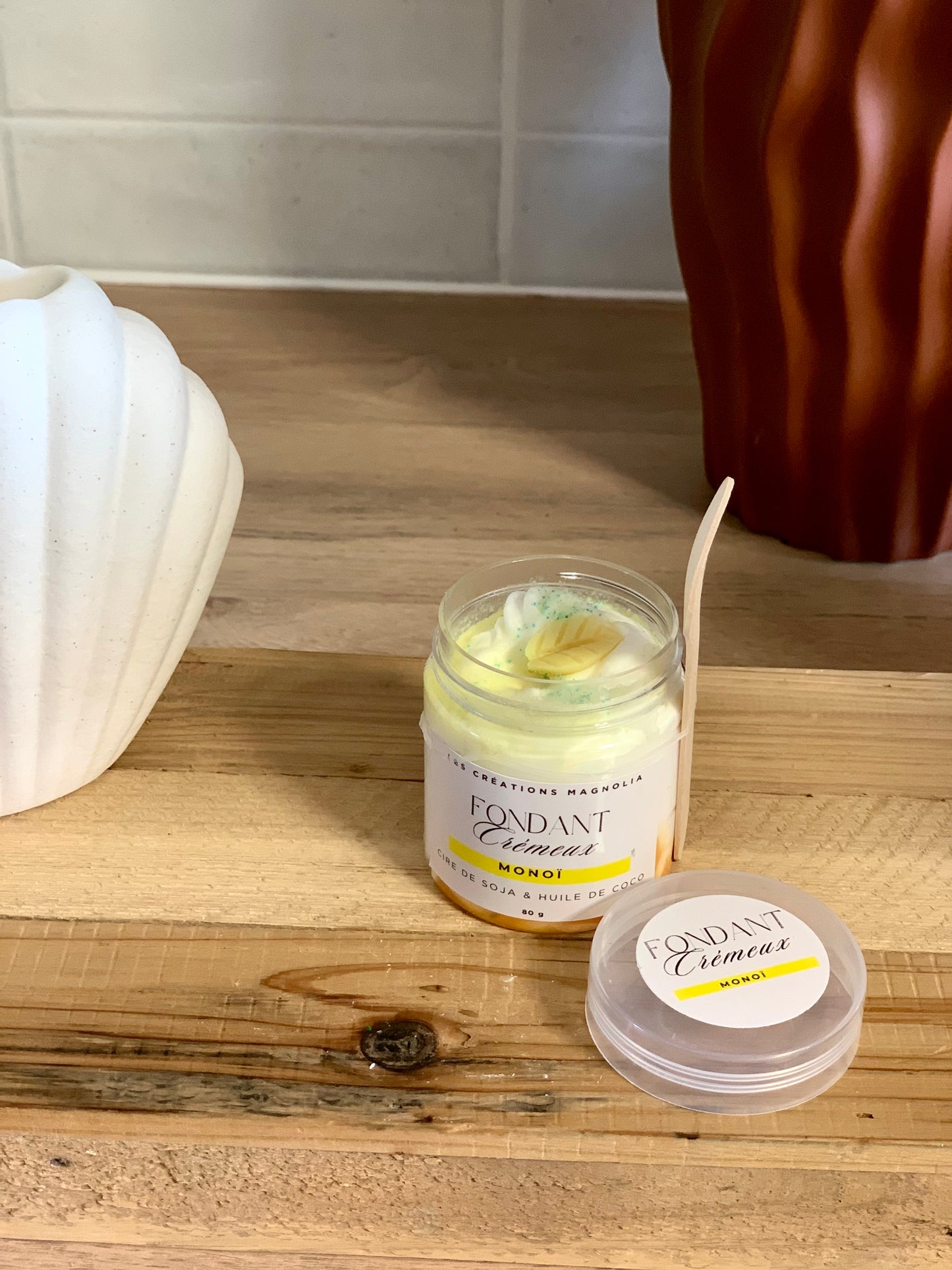 Fondant Crémeux Parfumé Monoï – Évasion Tropicale à Chaque Utilisation