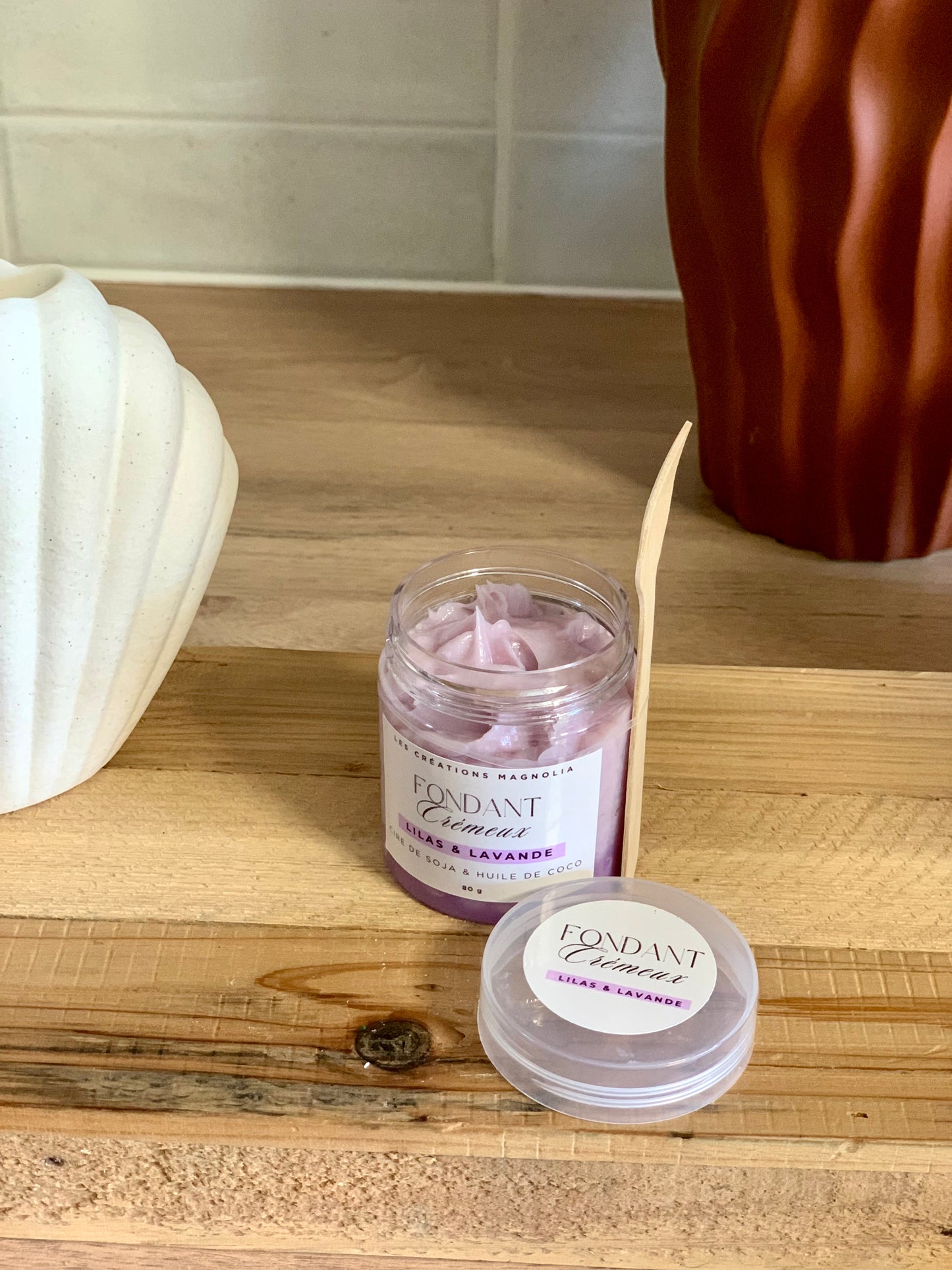 Fondant Crémeux Parfumé Lilas et Lavande – Une Douceur Florale Apaisante